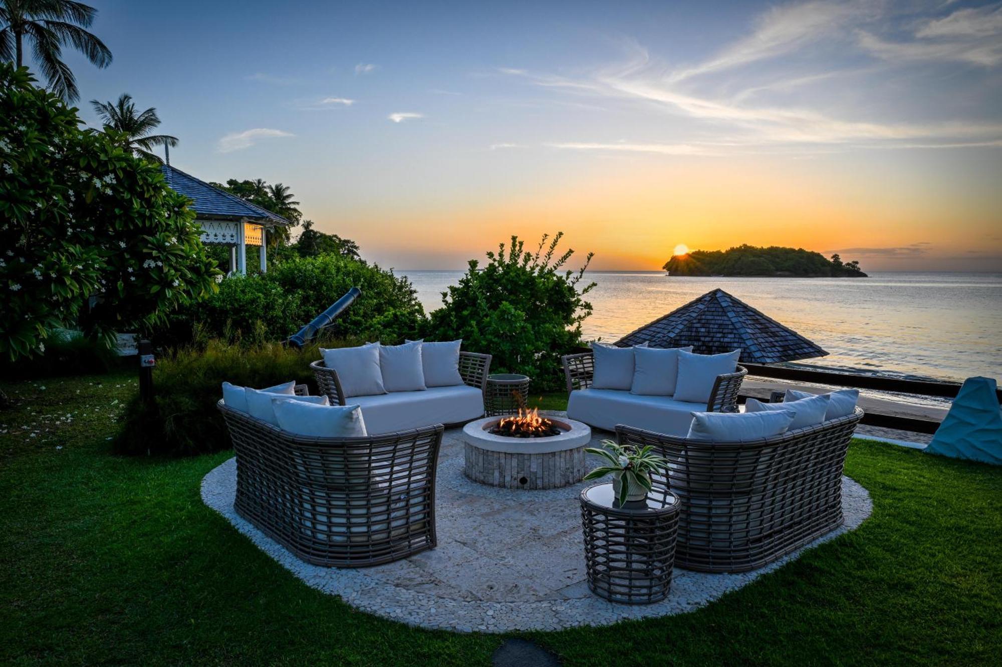Sandals Halcyon Beach All Inclusive - Couples Only (Adults Only) Vigie エクステリア 写真
